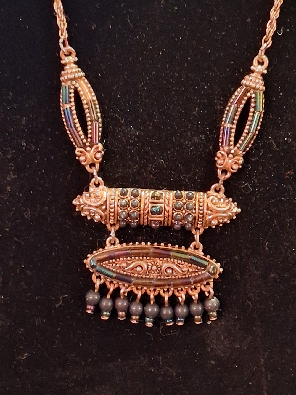 Vintage Gold-tone Filigree Necklace with Green Glass Beads